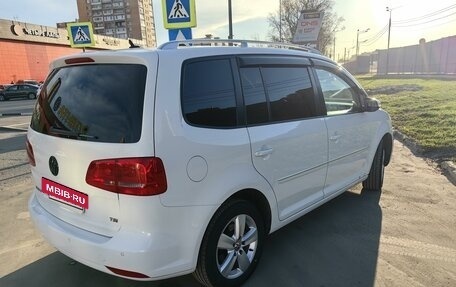 Volkswagen Touran III, 2012 год, 1 170 000 рублей, 5 фотография
