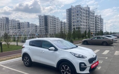 KIA Sportage IV рестайлинг, 2019 год, 2 450 000 рублей, 3 фотография