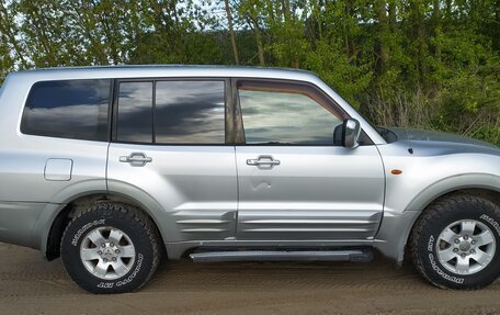 Mitsubishi Pajero III рестайлинг, 2000 год, 710 000 рублей, 3 фотография