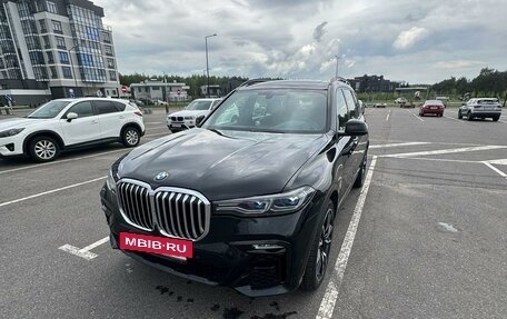 BMW X7, 2019 год, 8 000 000 рублей, 2 фотография