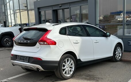 Volvo V40 Cross Country I, 2017 год, 2 090 000 рублей, 5 фотография