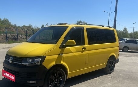 Volkswagen Transporter T6 рестайлинг, 2016 год, 2 150 000 рублей, 4 фотография