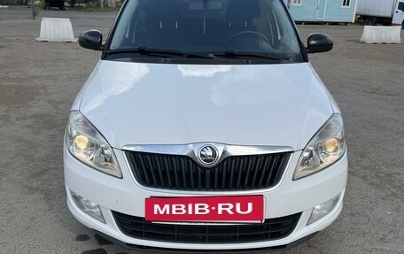 Skoda Fabia II, 2013 год, 1 090 000 рублей, 2 фотография