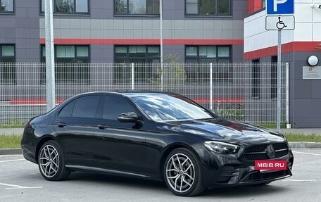 Mercedes-Benz E-Класс, 2021 год, 5 550 000 рублей, 3 фотография