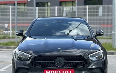 Mercedes-Benz E-Класс, 2021 год, 5 550 000 рублей, 2 фотография