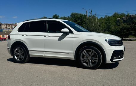 Volkswagen Tiguan II, 2018 год, 3 700 000 рублей, 3 фотография