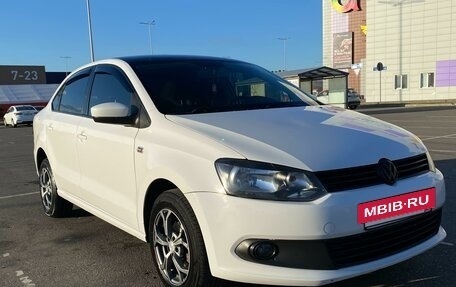 Volkswagen Polo VI (EU Market), 2012 год, 818 000 рублей, 3 фотография