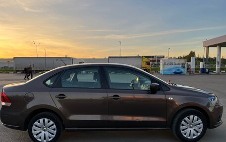 Volkswagen Polo VI (EU Market), 2015 год, 955 000 рублей, 5 фотография