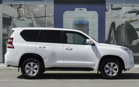 Toyota Land Cruiser Prado 150 рестайлинг 2, 2016 год, 3 849 000 рублей, 5 фотография