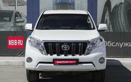 Toyota Land Cruiser Prado 150 рестайлинг 2, 2016 год, 3 849 000 рублей, 3 фотография