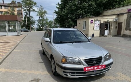 Hyundai Elantra III, 2010 год, 680 000 рублей, 2 фотография