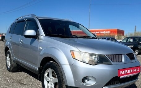 Mitsubishi Outlander III рестайлинг 3, 2008 год, 1 100 000 рублей, 3 фотография