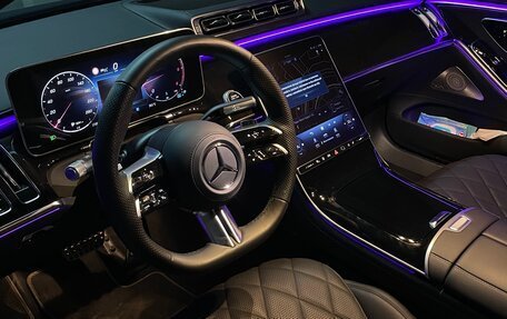 Mercedes-Benz S-Класс, 2023 год, 19 000 000 рублей, 5 фотография