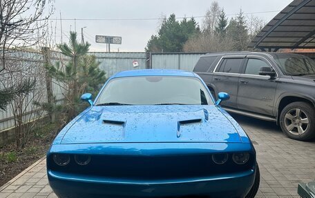 Dodge Challenger III рестайлинг 2, 2019 год, 4 000 000 рублей, 2 фотография