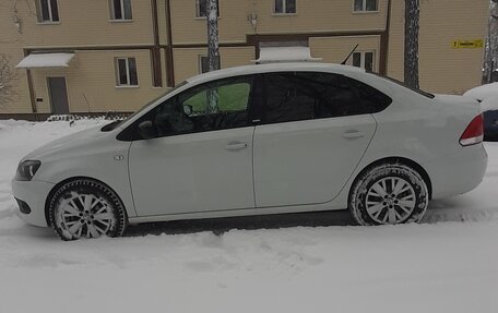 Volkswagen Polo VI (EU Market), 2014 год, 950 000 рублей, 3 фотография