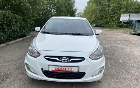 Hyundai Solaris II рестайлинг, 2014 год, 950 000 рублей, 3 фотография