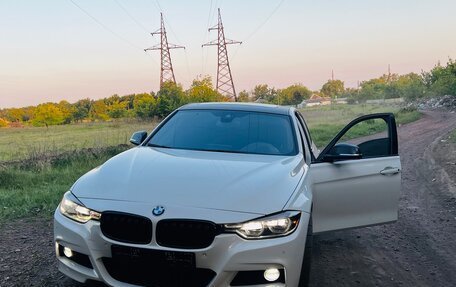 BMW 3 серия, 2017 год, 3 400 000 рублей, 2 фотография