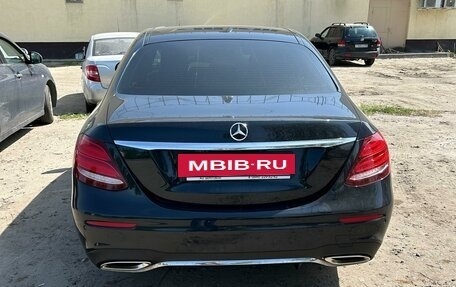 Mercedes-Benz E-Класс, 2016 год, 3 500 000 рублей, 2 фотография