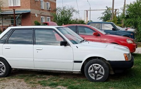 Toyota Camry, 1984 год, 180 000 рублей, 3 фотография