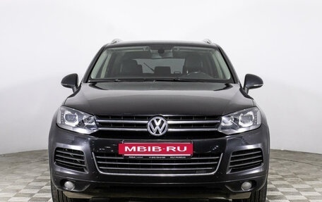 Volkswagen Touareg III, 2011 год, 1 479 000 рублей, 2 фотография