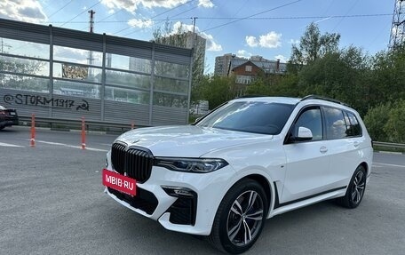 BMW X7, 2021 год, 8 650 000 рублей, 2 фотография