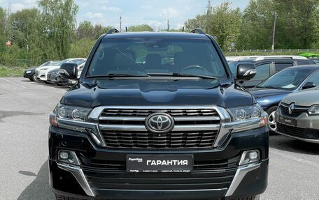 Toyota Land Cruiser 200, 2020 год, 8 500 000 рублей, 3 фотография