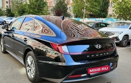 Hyundai Sonata VIII, 2020 год, 2 600 000 рублей, 2 фотография