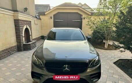 Mercedes-Benz E-Класс, 2016 год, 4 000 000 рублей, 2 фотография