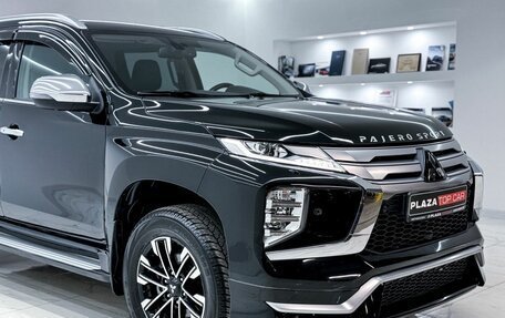 Mitsubishi Pajero Sport III рестайлинг, 2021 год, 4 999 000 рублей, 7 фотография