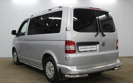 Volkswagen Caravelle T5, 2015 год, 2 470 000 рублей, 3 фотография