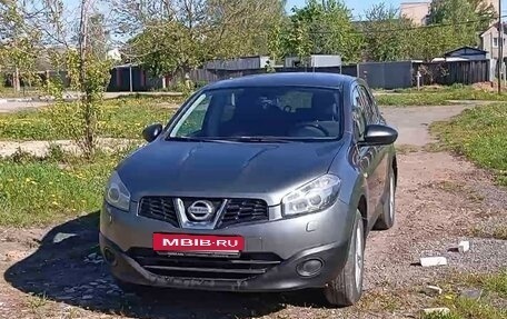 Nissan Qashqai+2 I, 2011 год, 1 300 000 рублей, 2 фотография