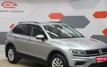 Volkswagen Tiguan II, 2019 год, 2 250 000 рублей, 3 фотография