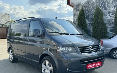 Volkswagen Multivan T5, 2007 год, 1 910 000 рублей, 2 фотография