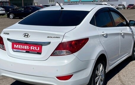 Hyundai Solaris II рестайлинг, 2011 год, 665 000 рублей, 5 фотография