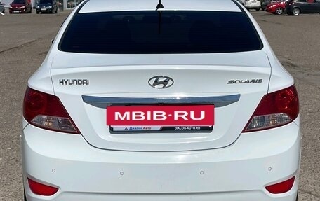 Hyundai Solaris II рестайлинг, 2011 год, 665 000 рублей, 4 фотография