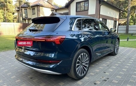Audi e-tron I, 2021 год, 9 490 000 рублей, 6 фотография