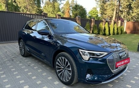 Audi e-tron I, 2021 год, 9 490 000 рублей, 8 фотография