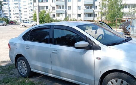 Volkswagen Polo VI (EU Market), 2014 год, 800 000 рублей, 3 фотография
