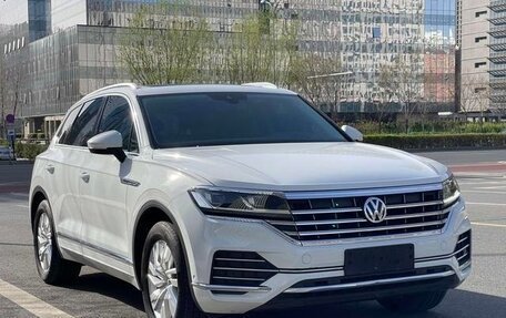 Volkswagen Touareg III, 2021 год, 5 250 000 рублей, 3 фотография
