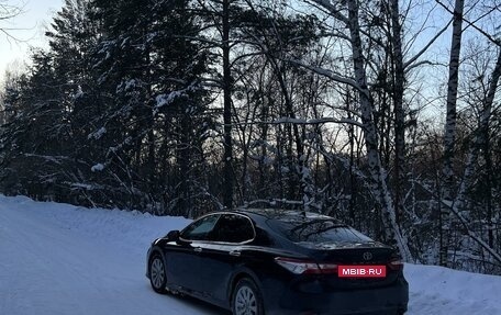 Toyota Camry, 2019 год, 2 950 000 рублей, 3 фотография