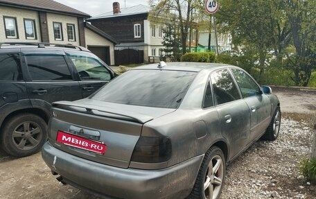 Audi A4, 2000 год, 250 000 рублей, 2 фотография