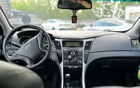 Hyundai Sonata VI, 2012 год, 1 400 000 рублей, 3 фотография