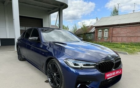 BMW 5 серия, 2018 год, 4 690 000 рублей, 2 фотография