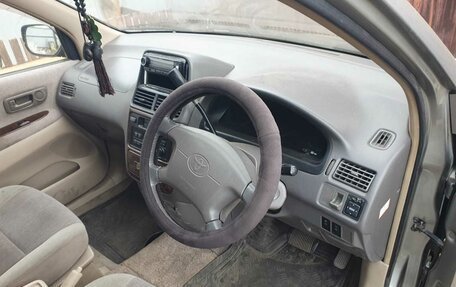 Toyota Gaia, 2002 год, 360 000 рублей, 5 фотография