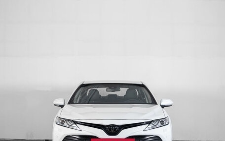 Toyota Camry, 2020 год, 3 599 000 рублей, 2 фотография