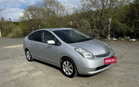 Toyota Prius, 2009 год, 950 000 рублей, 3 фотография