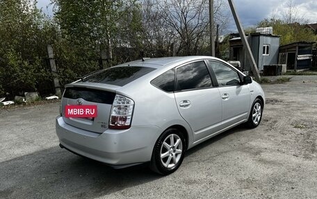 Toyota Prius, 2009 год, 950 000 рублей, 5 фотография