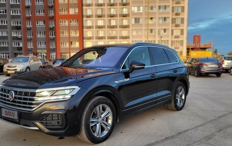 Volkswagen Touareg III, 2018 год, 6 500 000 рублей, 9 фотография