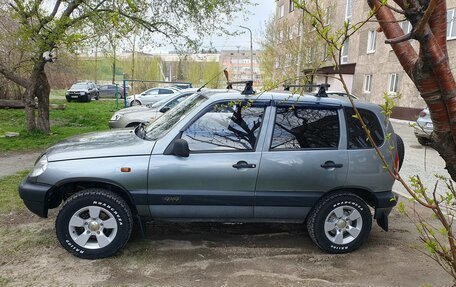 Chevrolet Niva I рестайлинг, 2008 год, 600 000 рублей, 2 фотография