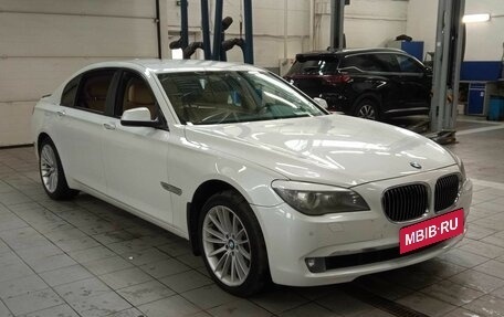 BMW 7 серия, 2012 год, 1 389 000 рублей, 2 фотография